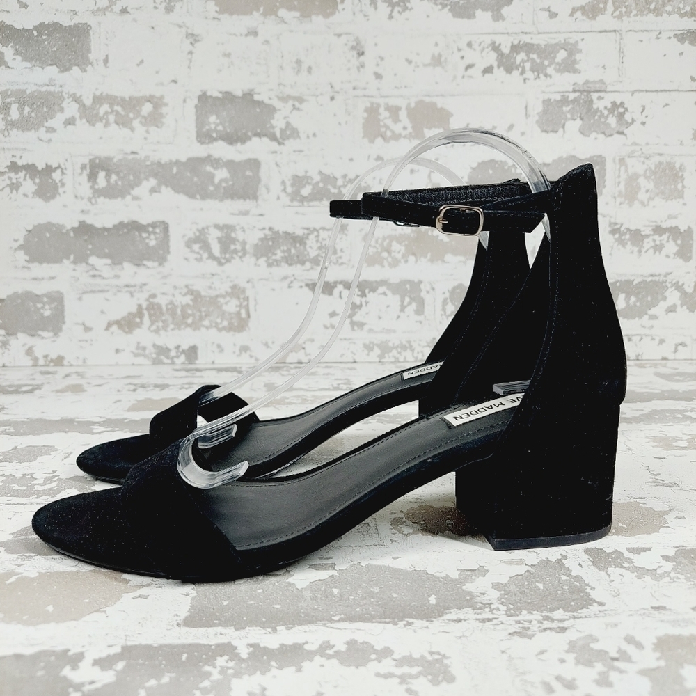 Steve Madden Women's Irenee Black Leather Slip On Block Heeled Sandals M927